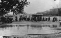 Вход на Октябрьский рынок. 1970-е годы